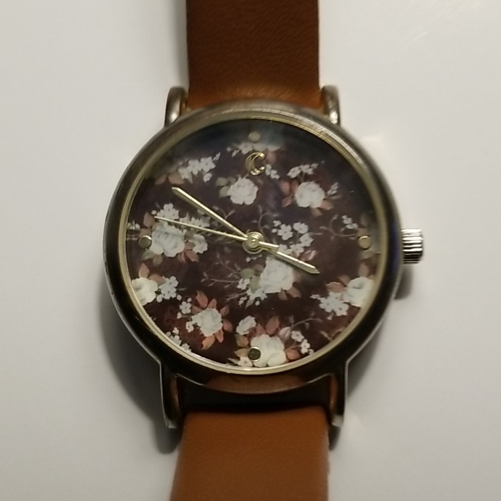 Floral wrist watch